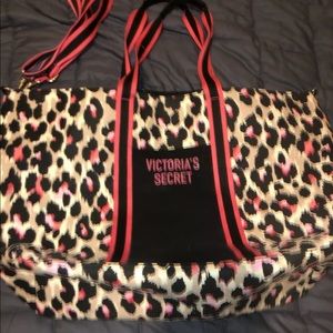 VS Large Cheetah Weekender Bag